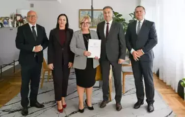 Podpisanie umowy na inwestycję drogową w Gminie Skołyszyn 4