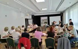 Galeria aktualności Mieszkańcy Powiatu Jasielskiego poznali tajniki tworzenia biżuterii z koralik&oacute;w 32