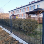 Nowe ogrodzenie przy Szkole Podstawowej w Bączalu Dolnym
